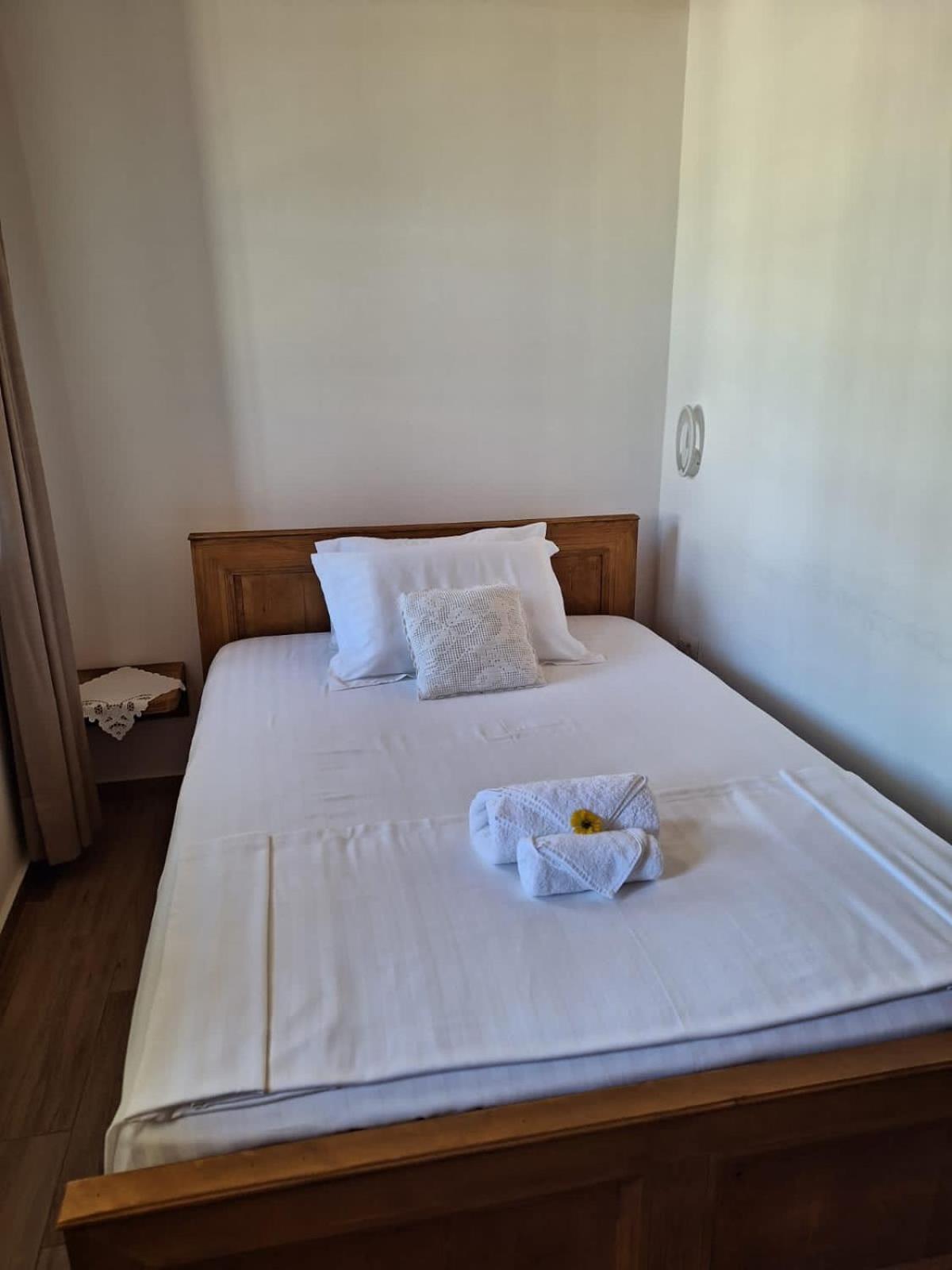 Guesthouse Riverside 培拉特 外观 照片